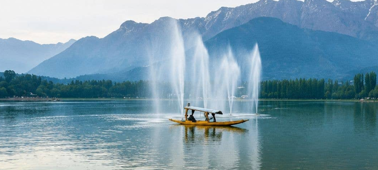 Dal Lake, Srinagar
